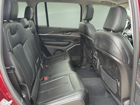 Used 2023 Jeep Grand Cherokee 4WD 4xe w/ Luxury Tech Group II image 17