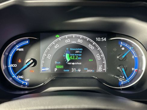 Used 2025 Toyota RAV4 XLE image 22