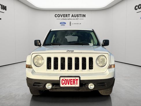 Used 2014 Jeep Patriot Sport w/ Power Value Group FWD image 5