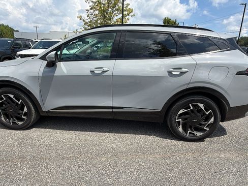 Used 2024 Kia Sportage SX FWD image 11