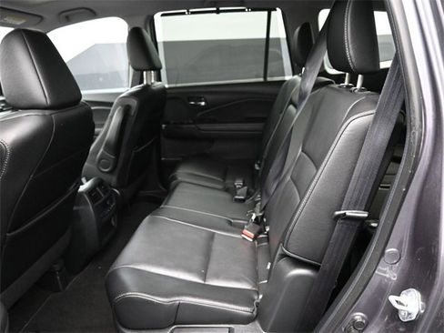 Certified 2022 Honda Pilot Special Edition image 27