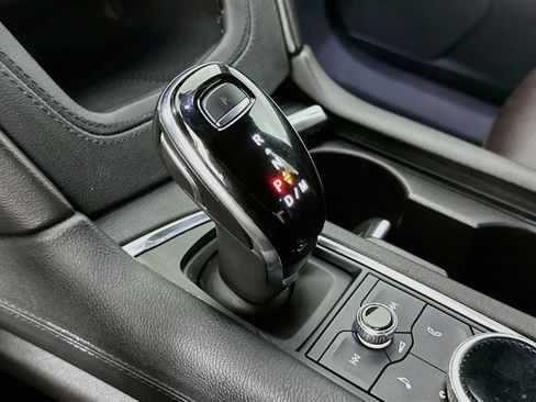 Used 2020 Cadillac XT6 Premium Luxury FWD image 25