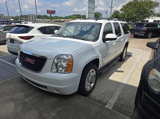 Used 2014 GMC Yukon XL SLT RWD video 1