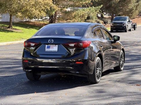 Used 2016 MAZDA MAZDA3 i Sport image 4