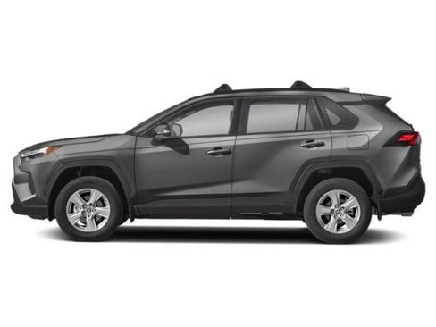 Used 2022 Toyota RAV4 XLE Premium FWD image 3