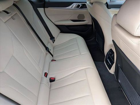 Used 2023 BMW i4 eDrive40 RWD image 21