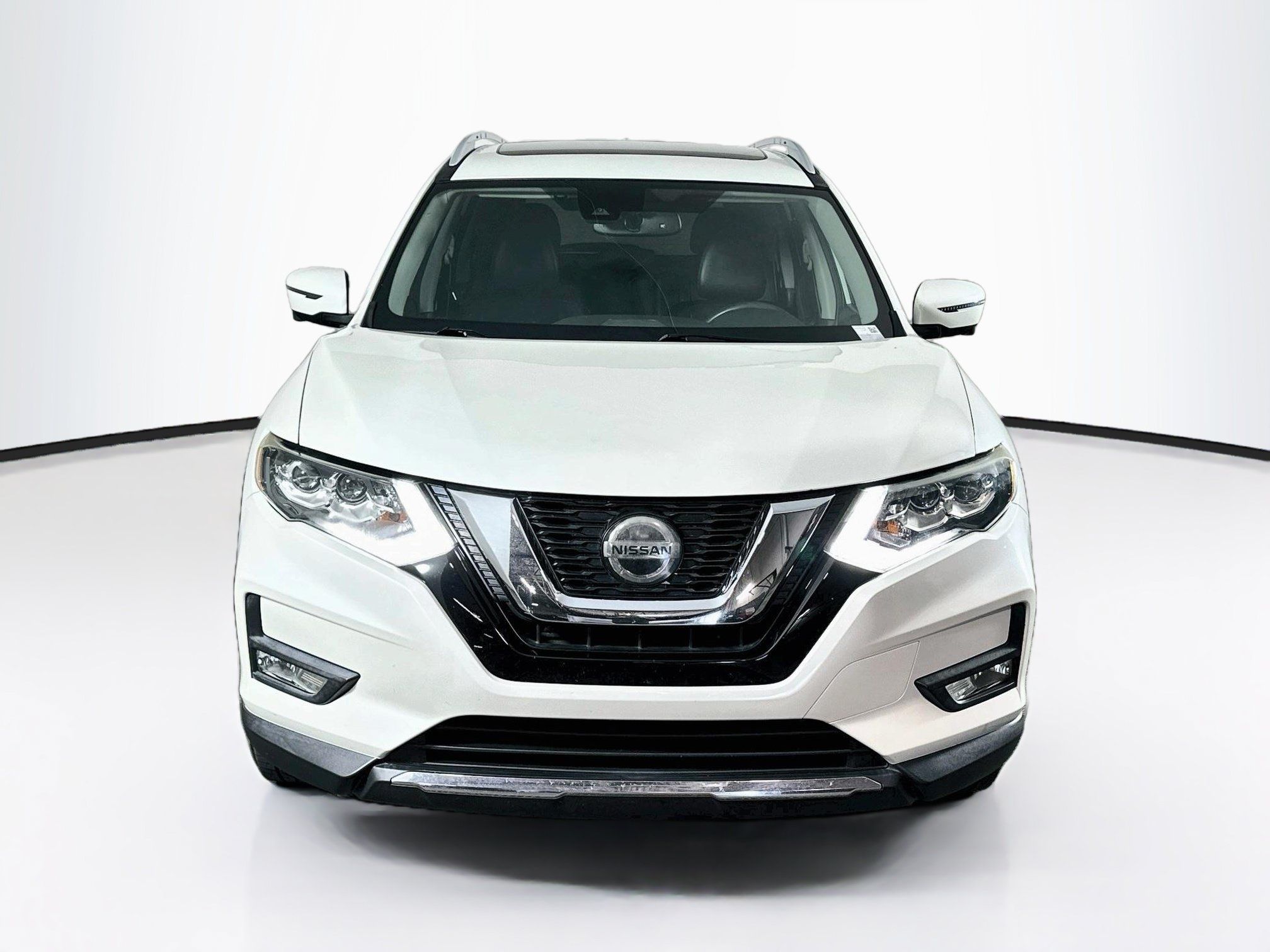 Used 2020 Nissan Rogue SL w/ Premium Package FWD image 2