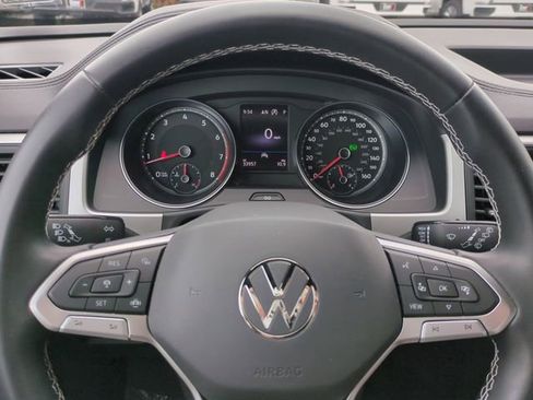 Used 2021 Volkswagen Atlas Cross Sport SE FWD image 30