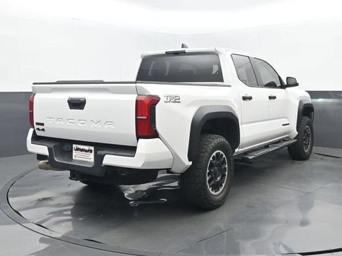 Used 2024 Toyota Tacoma TRD Off-Road AWD/4WD image 6
