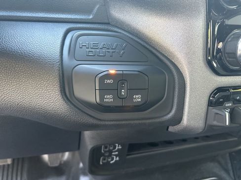 Used 2025 RAM 3500 Tradesman AWD/4WD image 33