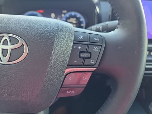 Used 2025 Toyota Camry XSE image 22