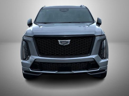 Used 2025 Cadillac Escalade V w/ LPO, ONYX Package AWD/4WD image 2