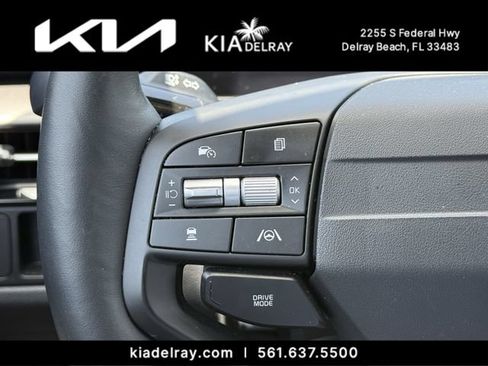 Used 2026 Kia Sportage EX FWD image 26