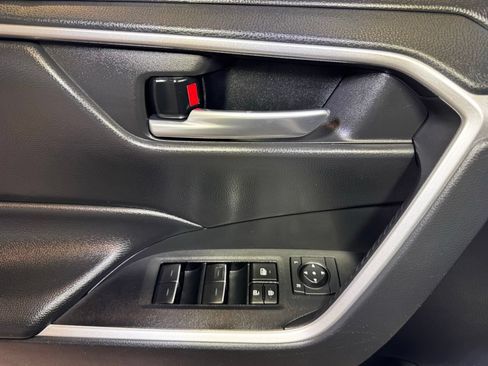 Used 2023 Toyota RAV4 XLE AWD/4WD image 22