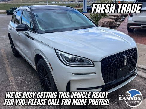 Used 2024 Lincoln Corsair Reserve w/ Equipment Group 202A AWD/4WD image 5