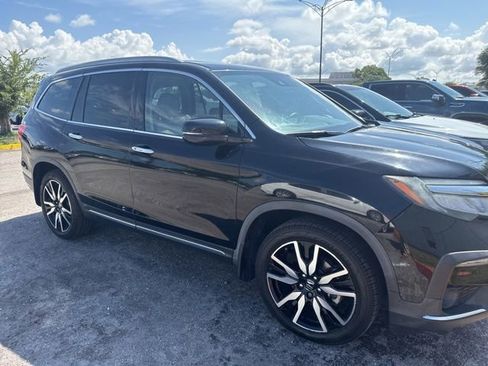 Used 2019 Honda Pilot Touring image 8