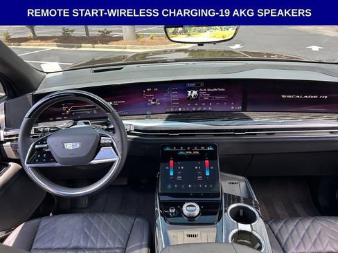 Used 2025 Cadillac Escalade IQ Sport 1 AWD/4WD image 14