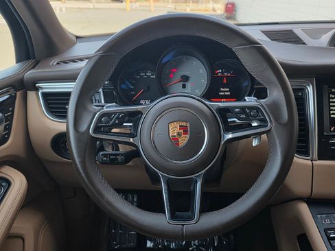 Used 2016 Porsche Macan S AWD/4WD image 18