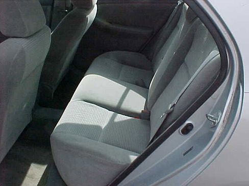 Used 2005 Toyota Corolla LE image 10