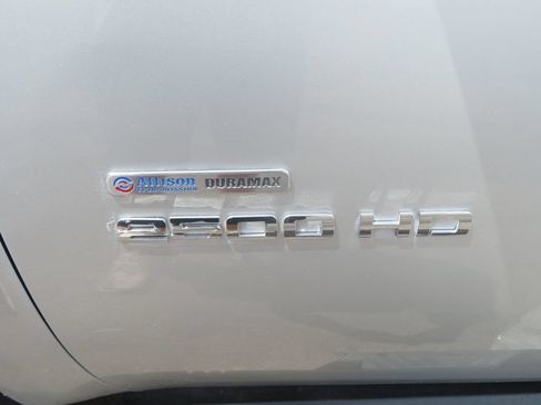 Used 2010 GMC Sierra 2500 SLT w/ SLT Convenience Package AWD/4WD image 13