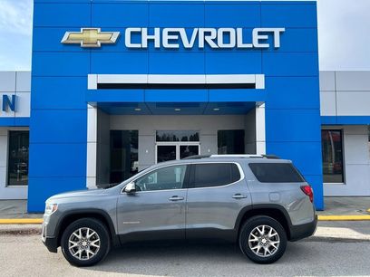 Used 2022 GMC Acadia SLT w/ LPO, Roadside Safety Package