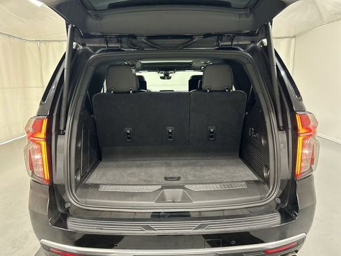 Used 2021 Chevrolet Tahoe High Country w/ Premium Package image 24