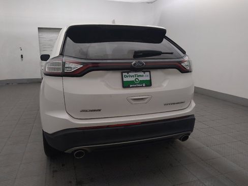 Used 2016 Ford Edge Titanium w/ Technology Package FWD image 6
