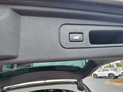 Used 2019 Honda Odyssey Elite image 11