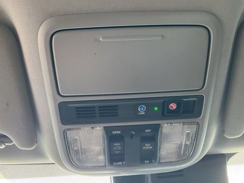 Used 2022 Honda Pilot Touring image 19