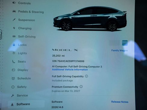 Used 2023 Tesla Model X AWD/4WD image 40