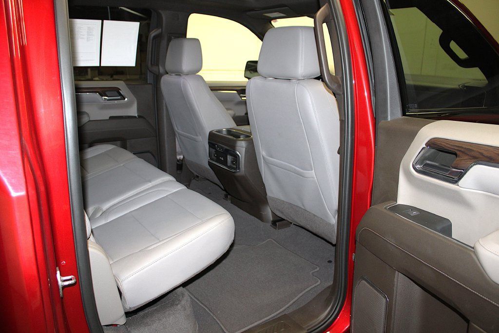 Used 2024 GMC Sierra 1500 SLT w/ SLT Premium Plus Package AWD/4WD image 35