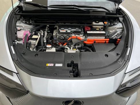 Used 2024 Lexus RZ 450e Premium AWD/4WD image 62