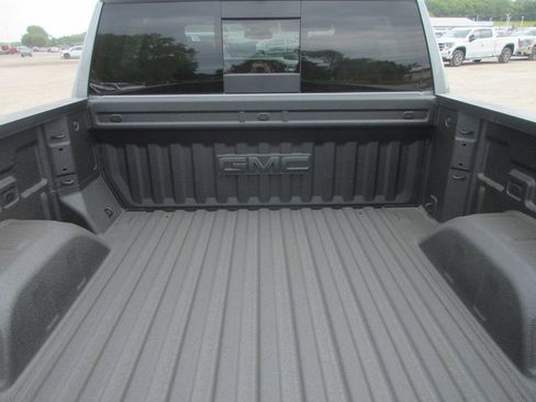 New 2026 GMC Sierra 1500 Denali AWD/4WD image 7