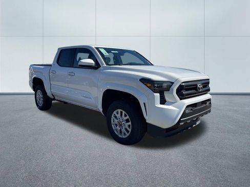 New 2026 Toyota Tacoma SR5 image 4