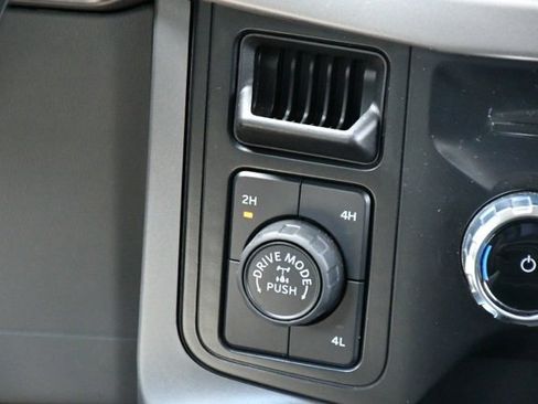 Used 2024 Ford F150 XLT w/ Mobile Office Package image 28