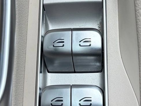 Used 2020 Mercedes-Benz GLE 350 4MATIC image 17