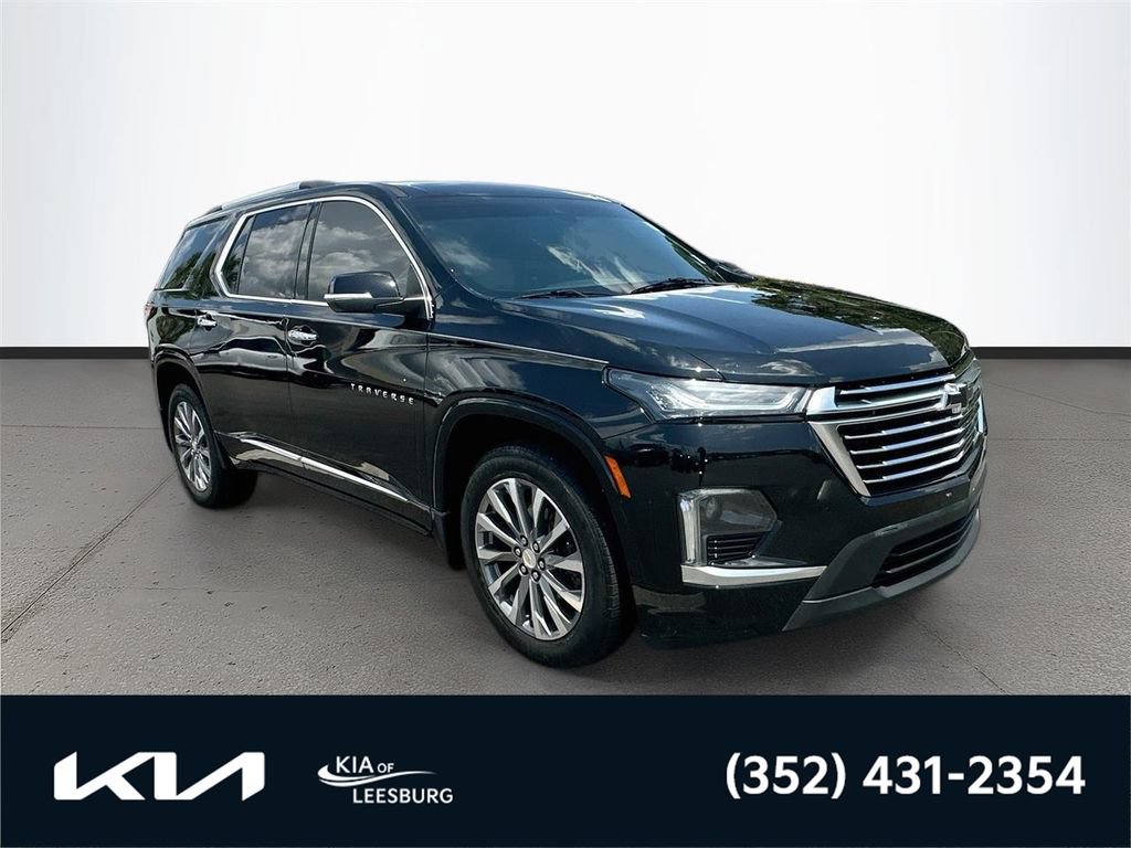 Used 2023 Chevrolet Traverse Premier FWD image 1