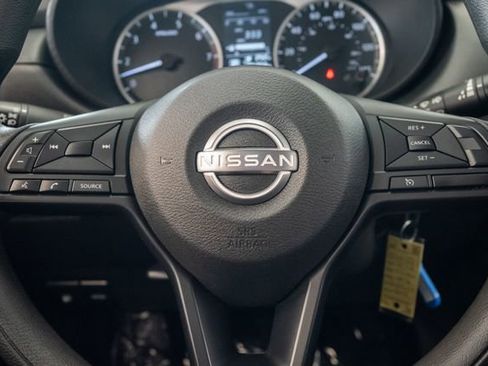Used 2024 Nissan Versa S FWD image 12