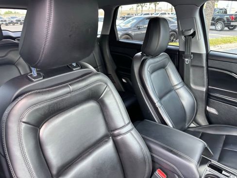Used 2022 Lincoln Corsair FWD image 23