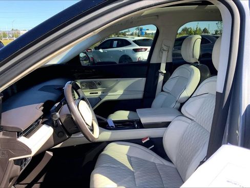 Used 2024 Lincoln Nautilus Black Label w/ Jet Appearance Package (87T) AWD/4WD image 9