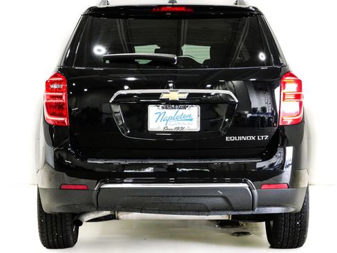 Used 2016 Chevrolet Equinox LTZ w/ Enhanced Convenience Package FWD image 8
