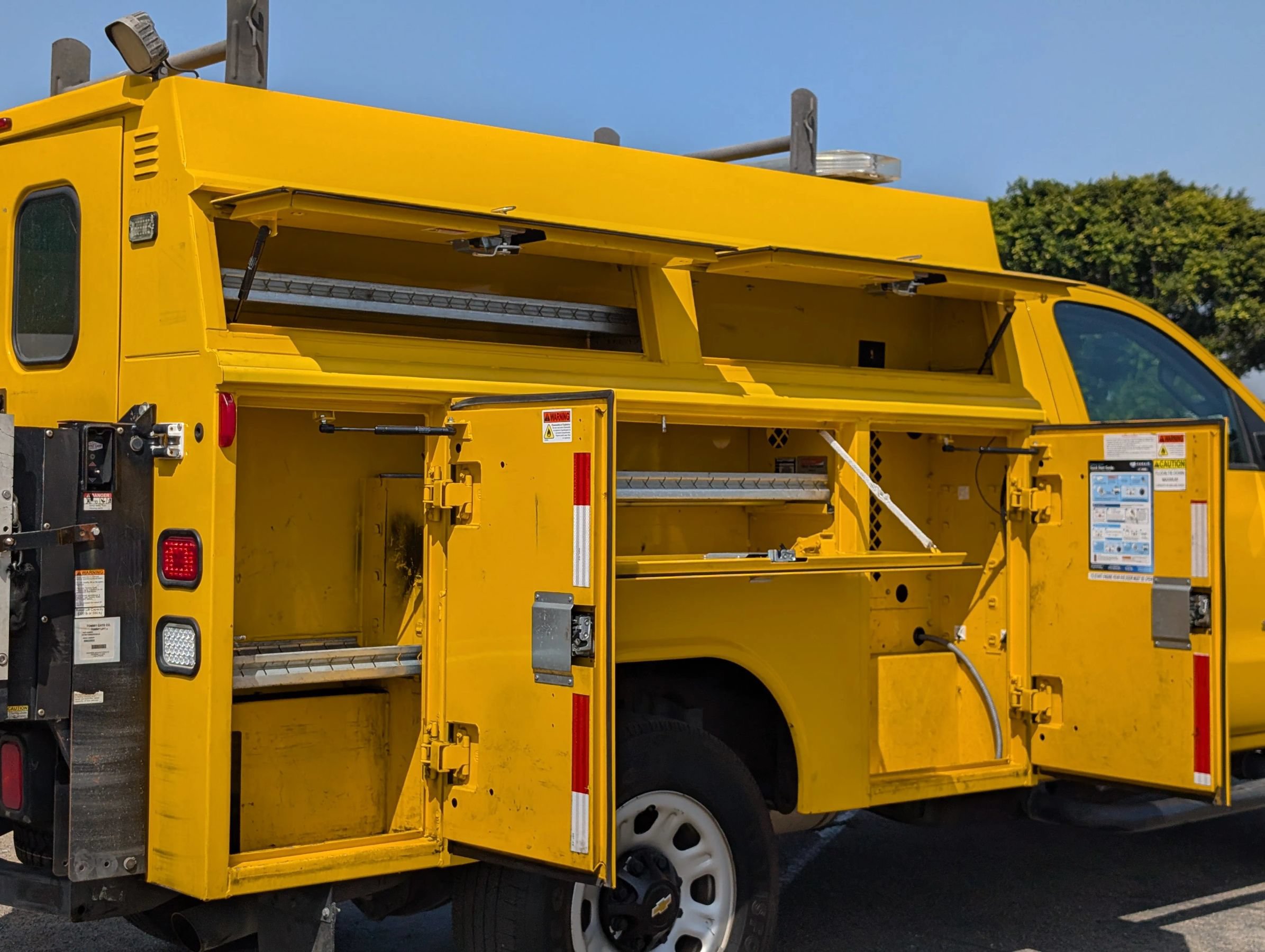Used 2018 Chevrolet Silverado 3500 W/T AWD/4WD image 13