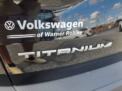 Used 2021 Ford Escape Titanium w/ Titanium Elite Package AWD/4WD image 11
