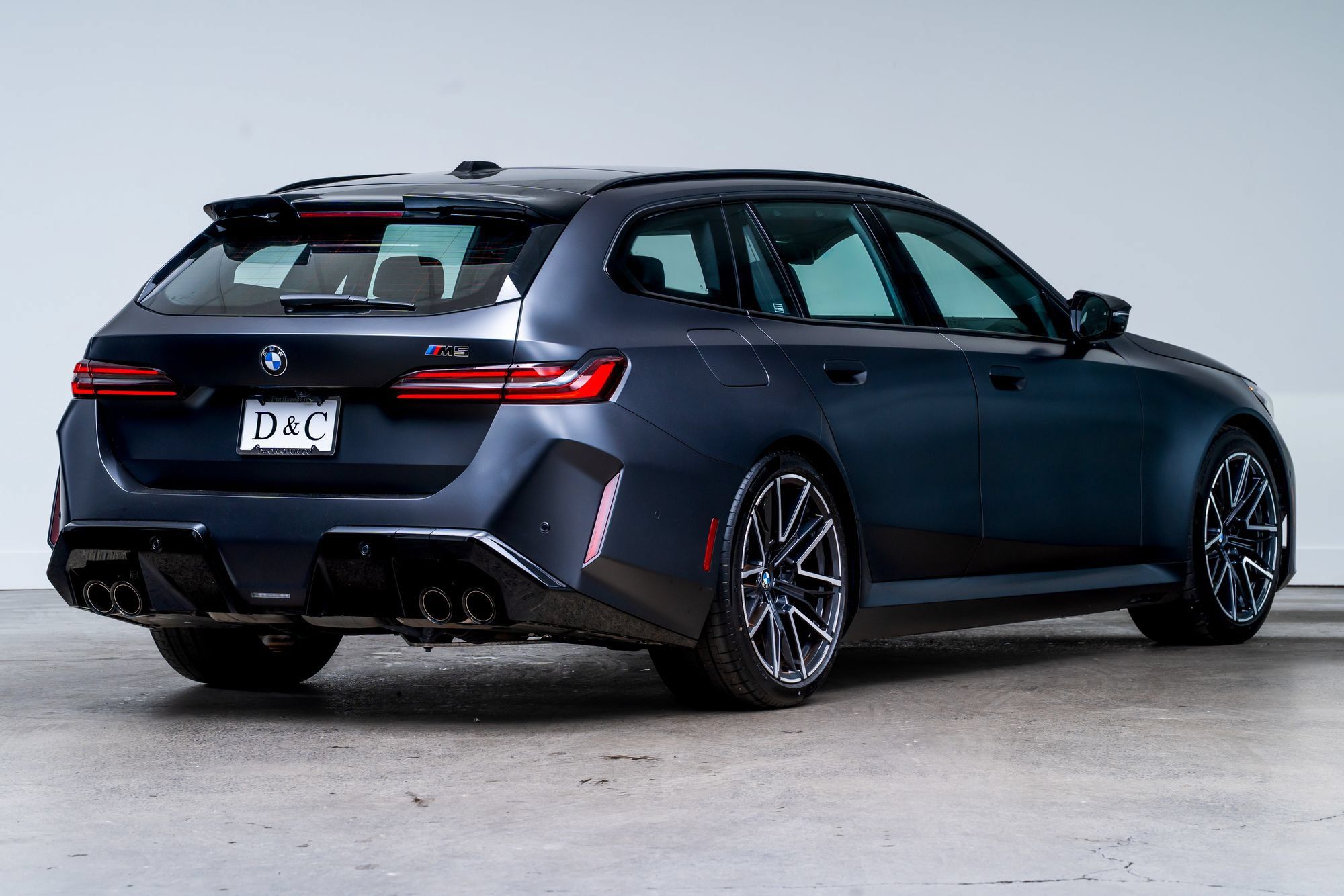Used 2025 BMW M5 Touring AWD/4WD image 6