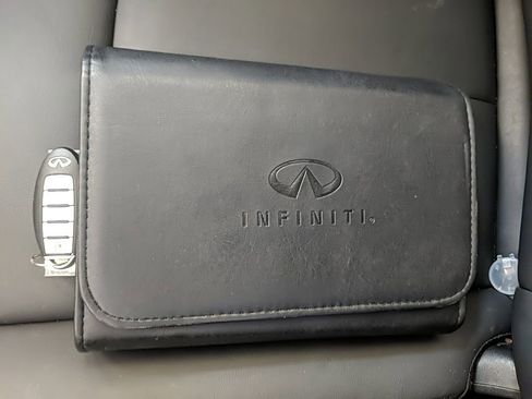 Used 2017 INFINITI Q50 3.0t Premium w/ 3.0T Premium Plus Package image 35