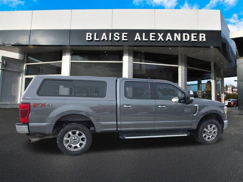 Used 2022 Ford F250 Lariat w/ Lariat Ultimate Package image 4