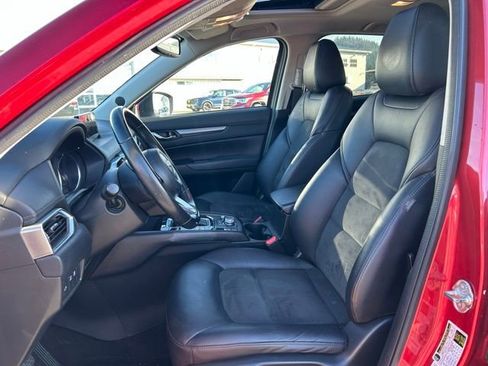 Used 2019 MAZDA CX-5 Touring image 9