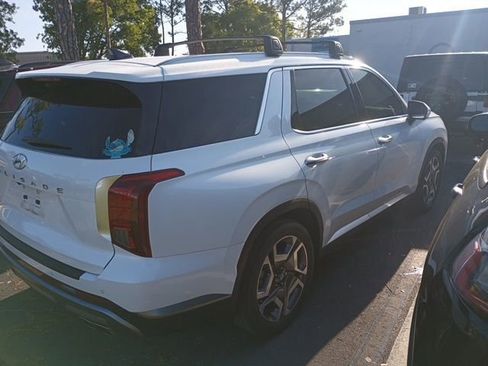 Used 2023 Hyundai Palisade SEL w/ Premium Package image 5