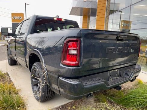 New 2026 RAM 1500 4x4 Crew Cab image 7