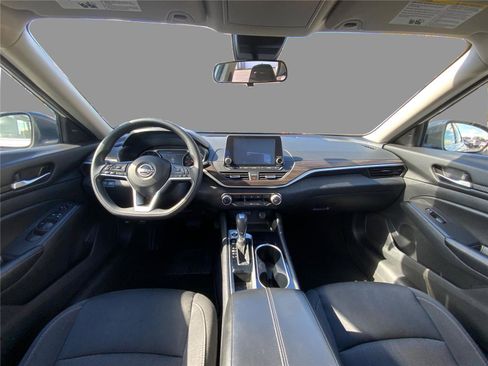 Used 2024 Nissan Altima 2.5 SV FWD image 20